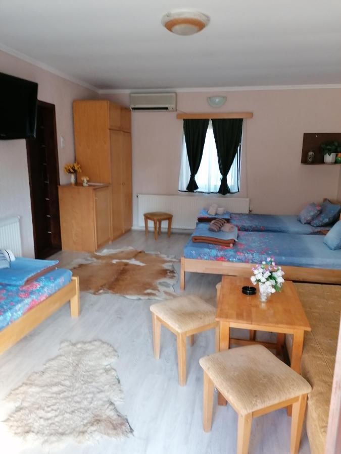 Hacijenda Mali Raj Apartment Palic Exterior photo